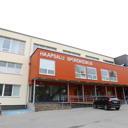 Sports Centre Haapsalu Hostel Екстериор снимка