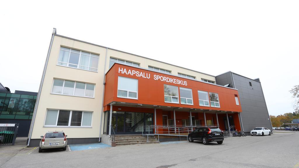 Sports Centre Haapsalu Hostel Екстериор снимка